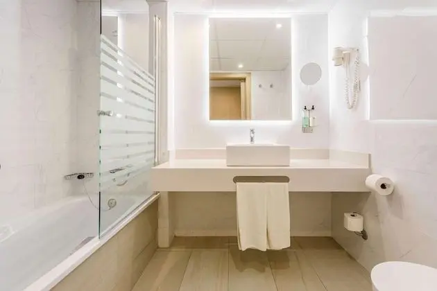 Üç Kişilik Oda (2 Adults + 1 Child)