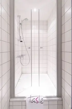 Comfort Tek Büyük Yataklı Oda, 1 En Büyük (King) Boy Yatak, Sigara İçilmez
