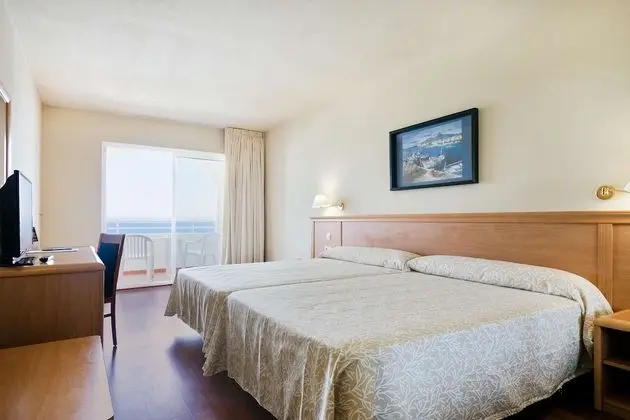 Standard Oda, Deniz Manzaralı (4 adults)