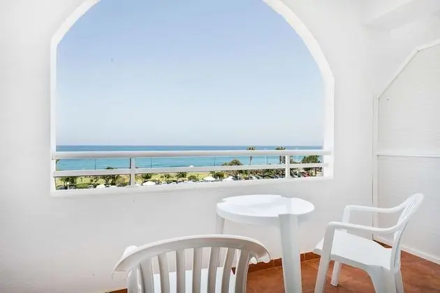 Standard Oda, Deniz Manzaralı (4 adults)