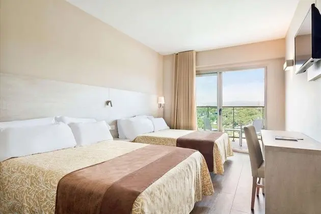 Standard Oda (2 Adults + 1 Child)