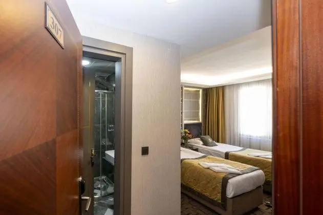 Grand Deluxe Twin Oda, Simge Yapı Manzaralı, Klimalı