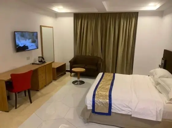 Deluxe Tek Büyük Yataklı Oda