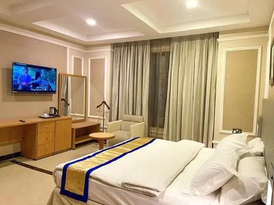 Deluxe Tek Büyük Yataklı Oda