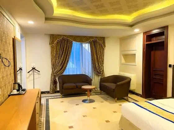 Deluxe Tek Büyük Yataklı Oda