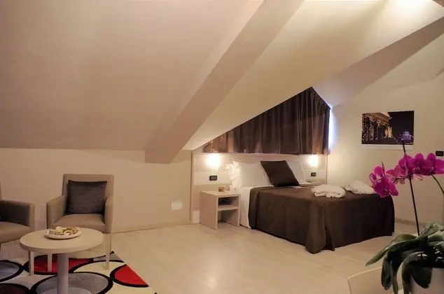 Junior Süit, 2 Banyolu