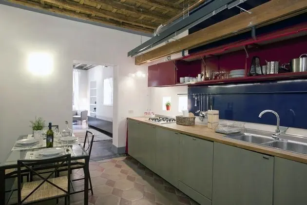 Apart Daire, 1 Büyük (Queen) Boy Yatak ve Çekyat