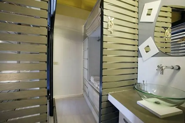 Apart Daire, 1 Büyük (Queen) Boy Yatak ve Çekyat