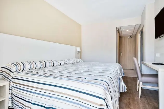 Standard Tek Büyük Yataklı Oda (2 adults + 1 child)
