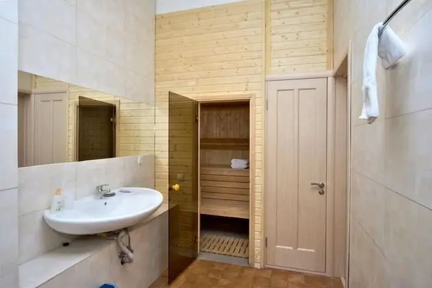 Stüdyo, Sauna