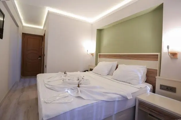 Standard Büyük Yataklı Tek Kişilik Oda