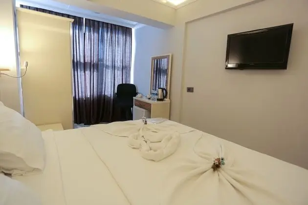 Standard Tek Büyük Yataklı Oda