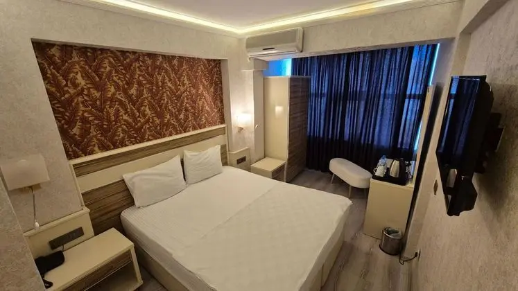 Standart Oda, Sokak Manzaralı, Balkonsuz