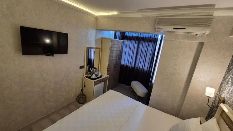 Standart Oda, Sokak Manzaralı, Balkonsuz