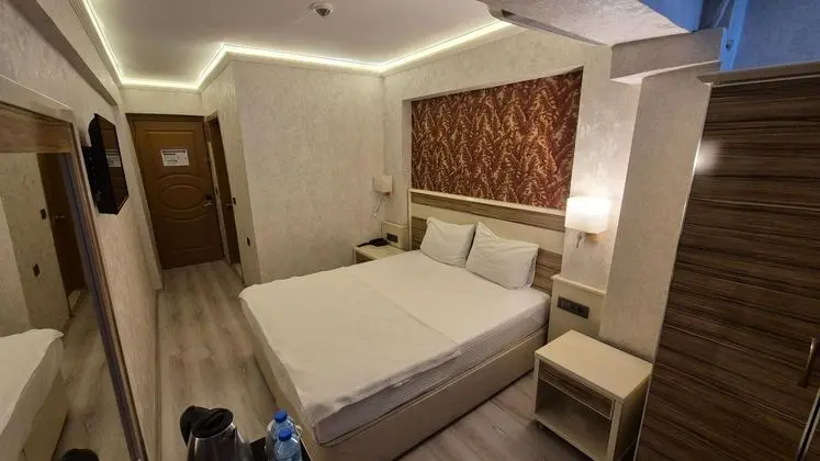 Standart Oda, Sokak Manzaralı, Balkonsuz