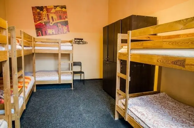 Bed in 8 Beds Mixed Shared Dormitory Room, Shower