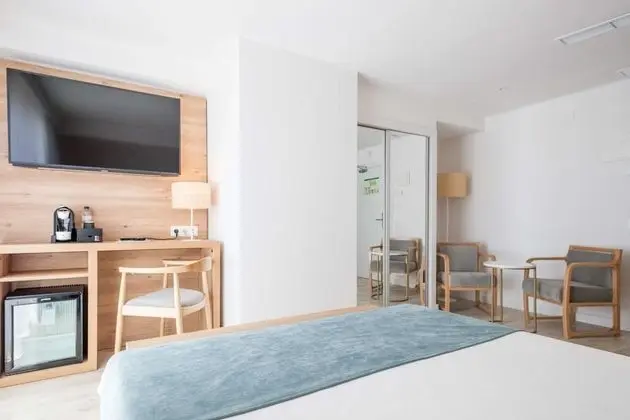 Superior Oda (3 Adults)