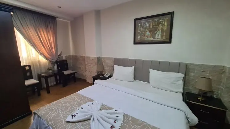 Deluxe Tek Büyük veya İki Ayrı Yataklı Oda