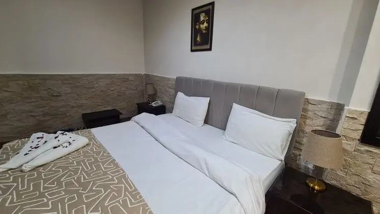 Deluxe Tek Büyük veya İki Ayrı Yataklı Oda