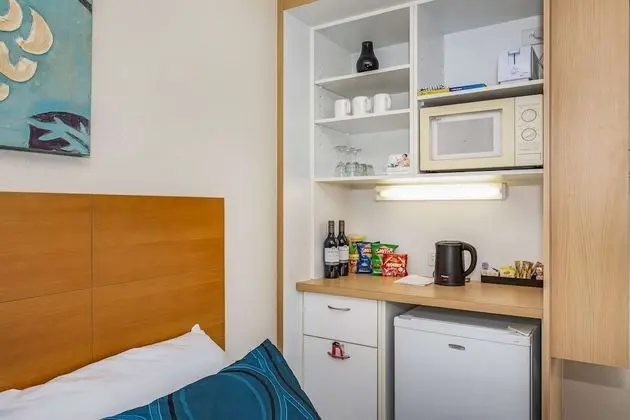 Deluxe Oda, 3 Tek Kişilik Yatak, Sigara İçilmez