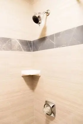 Süit, 1 En Büyük (King) Boy Yatak, Engellilere Uygun, Buzdolabı ve Mikrodalga (with Sofabed)