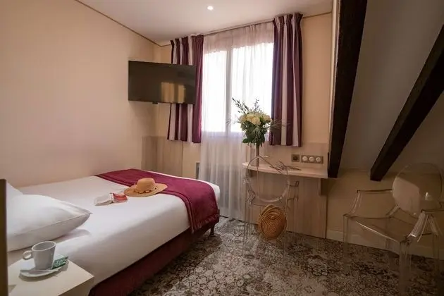 Comfort Oda, 1 Büyük (Queen) Boy Yatak, Sigara İçilmez