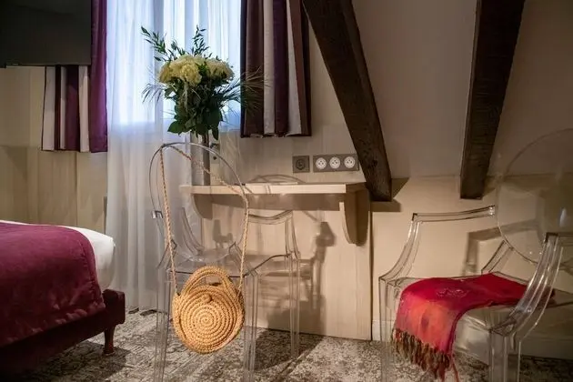 Comfort Oda, 1 Büyük (Queen) Boy Yatak, Sigara İçilmez