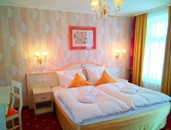 Superior Tek Büyük Yataklı Oda