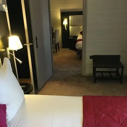 Family Oda, 2 Çift Kişilik Yatak, Sigara İçilmez