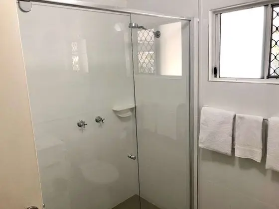 Deluxe Oda, Birden Çok Yatak, Sigara İçilmez