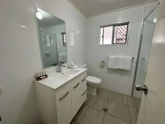 Deluxe Oda, Birden Çok Yatak, Sigara İçilmez