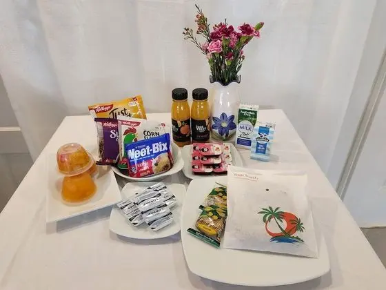 Odada yemek servisi