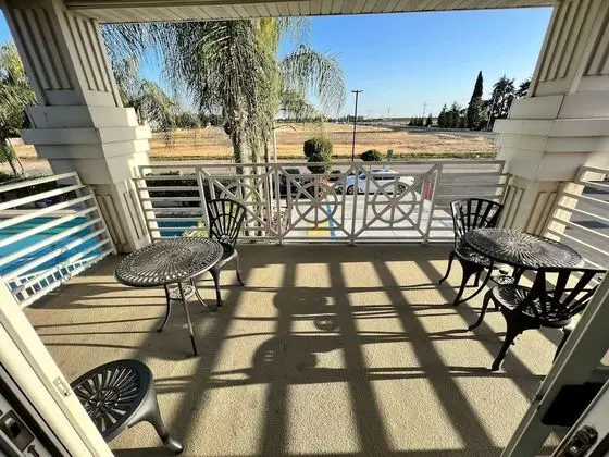 Standard Oda, Birden Çok Yatak, Sigara İçilmez, Balkon