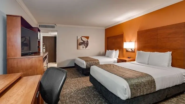 Standard Oda, 2 Büyük (Queen) Boy Yatak, Sigara İçilmez, Buzdolabı ve Mikrodalga