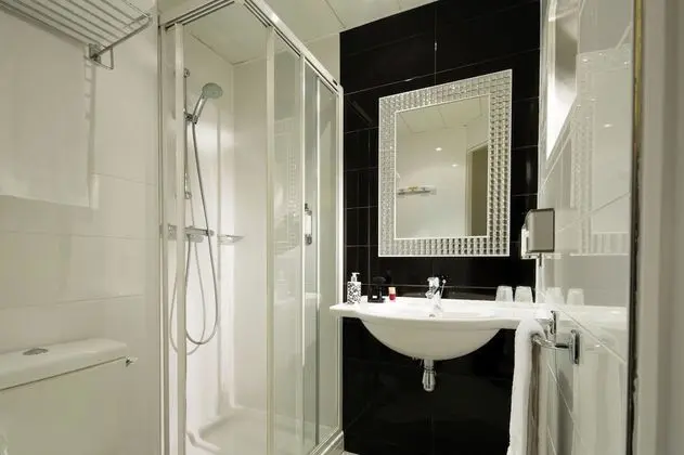 Standard Oda, 1 Tek Kişilik Yatak, Sigara İçilmez (Shower Only;Small Room)