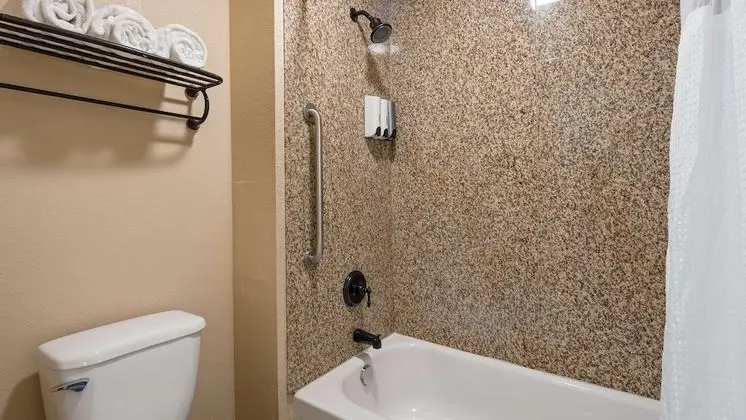 Standard Oda, 1 Büyük (Queen) Boy Yatak, Sigara İçilmez, Buzdolabı ve Mikrodalga