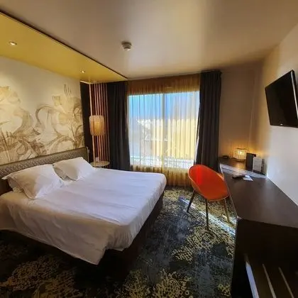 Superior Oda, 1 Büyük (Queen) Boy Yatak, Sigara İçilmez (Larger Room)