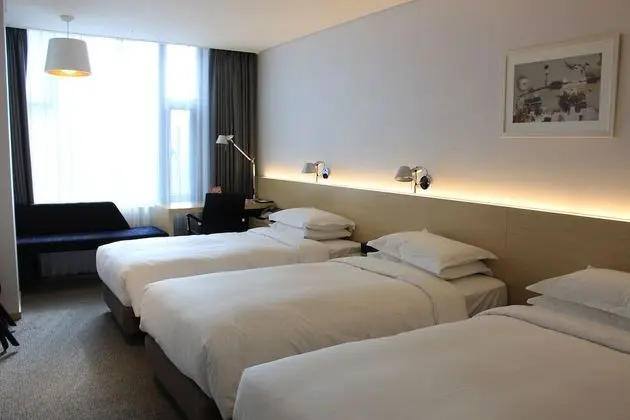 Deluxe Üç Kişilik Oda