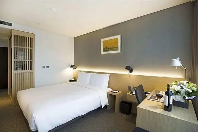 Superior Double Room - Room cleaning served 2 times for staying 7nights (Date change not allowed)