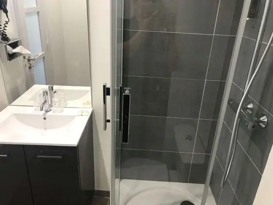 Junior Süit, 1 Büyük (Queen) Boy Yatak, Sigara İçilmez