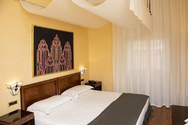 Classic Oda, 1 Çift Kişilik Yatak