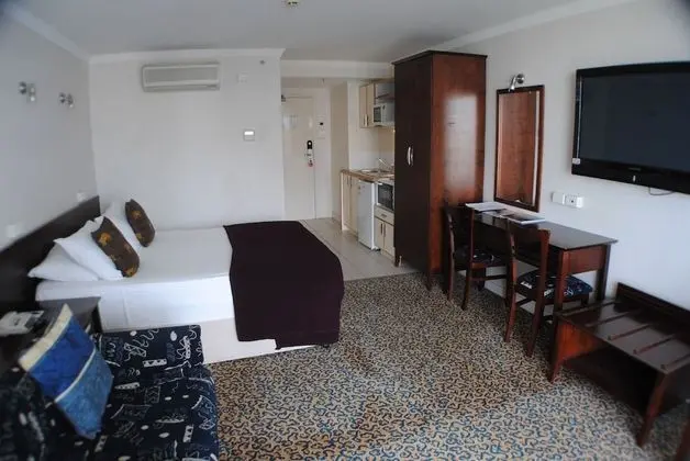 Hotel Queen, Queen Bed