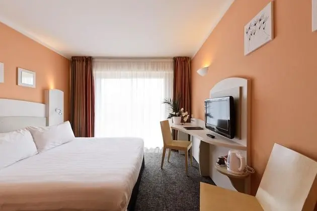 Comfort Oda, 1 Büyük (Queen) Boy Yatak, Sigara İçilmez