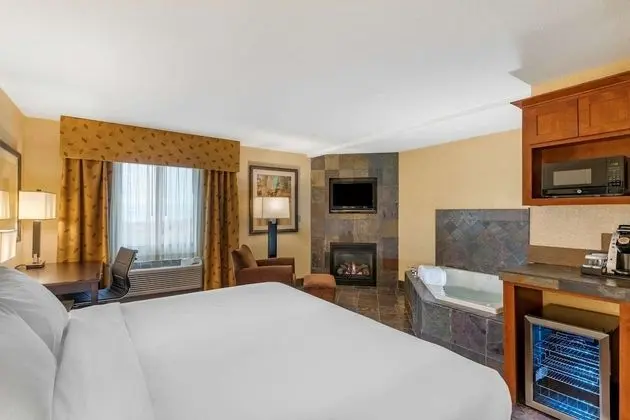 Standard Oda, 1 En Büyük (King) Boy Yatak, Sigara İçilmez, Şömine (Adults Only Whirlpool)