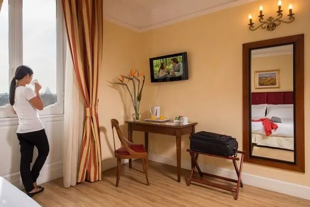 Comfort Oda, 1 Büyük (Queen) Boy Yatak