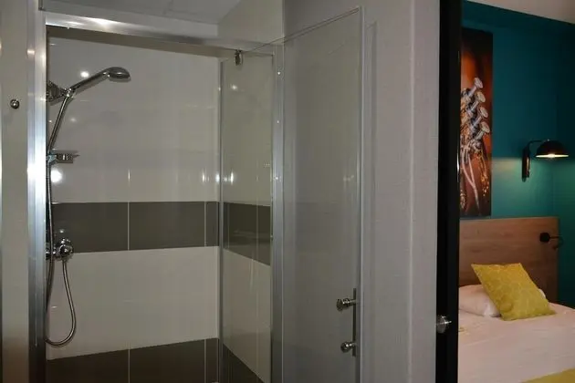 Comfort Oda, 1 Büyük (Queen) Boy Yatak, Sigara İçilmez