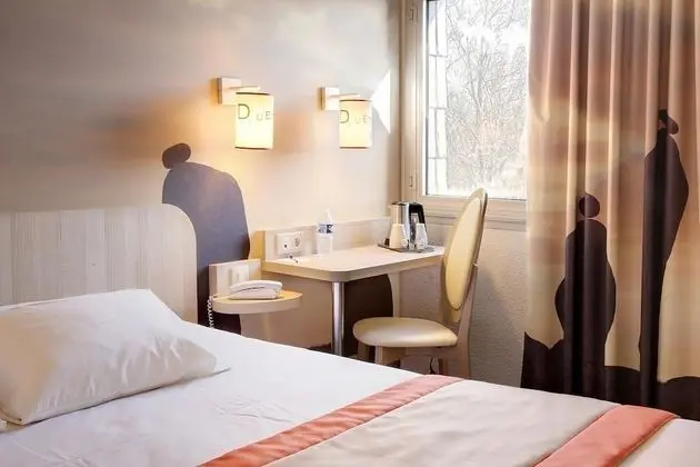 Superior Oda, Birden Çok Yatak, Sigara İçilebilir