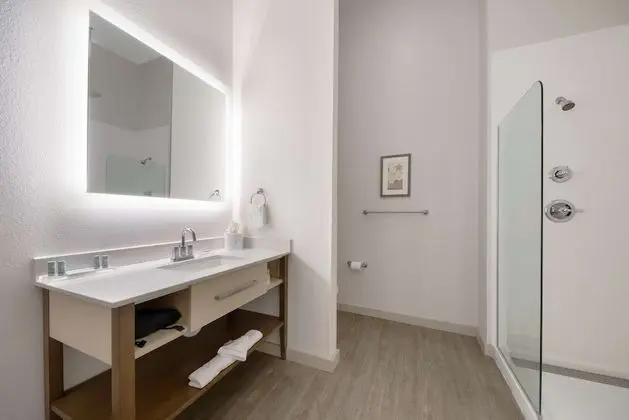 Süit, 1 En Büyük (King) Boy Yatak ve Çekyat, Sigara İçilmez, Balkon (with Sofabed)