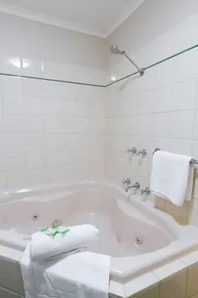 Executive Oda, Sıcak Su Küveti (Executive Spa Room)