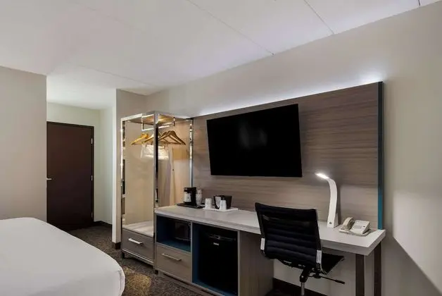 Standard Oda, 1 En Büyük (King) Boy Yatak, Sigara İçilmez, Buzdolabı ve Mikrodalga (No Pets)